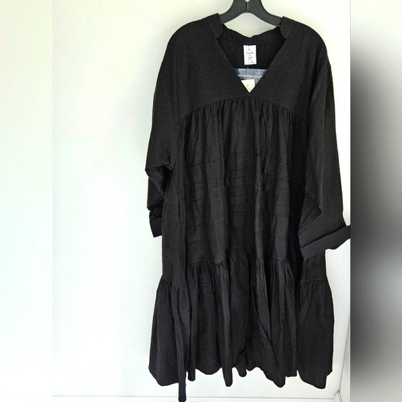 Kara Chic one size tiered black dress - Picture 1 of 5
